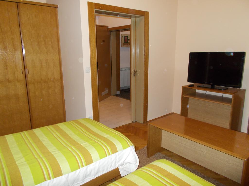 Studio Apartments "Chess Club Bosna" 塞拉耶佛 外观 照片