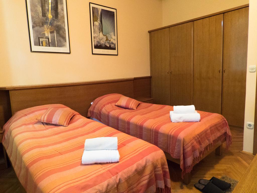 Studio Apartments "Chess Club Bosna" 塞拉耶佛 外观 照片