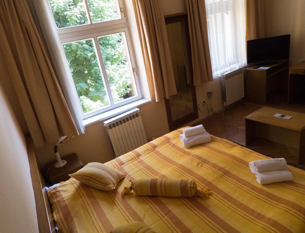 Studio Apartments "Chess Club Bosna" 塞拉耶佛 外观 照片