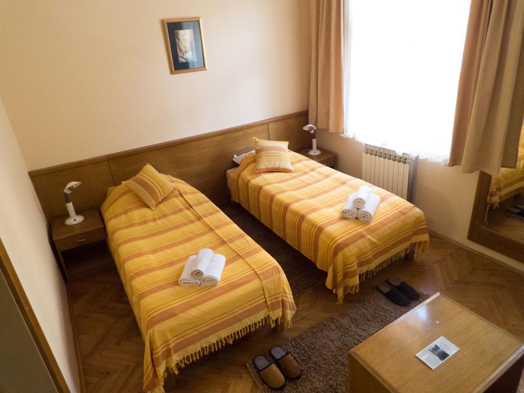 Studio Apartments "Chess Club Bosna" 塞拉耶佛 外观 照片